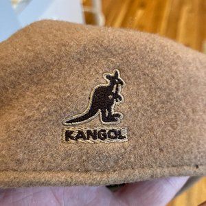 Tan men's Kangol wool old newsboy's hat, size Medium